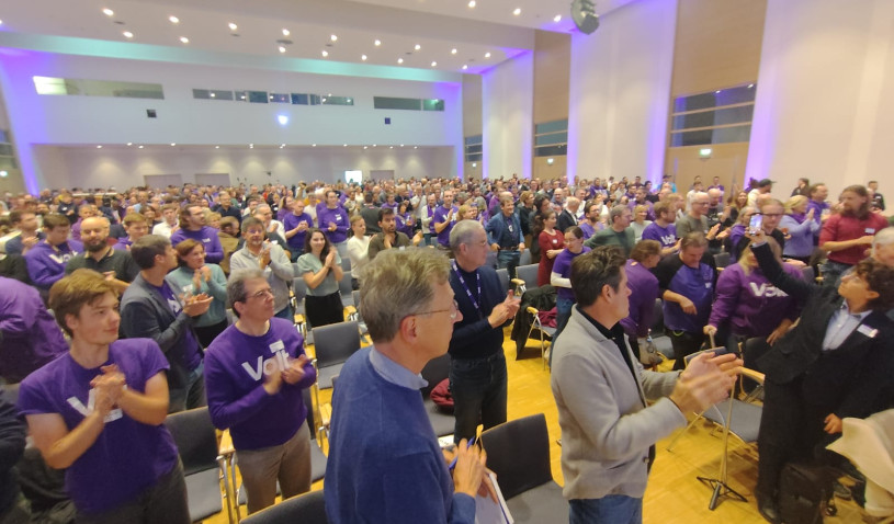 Volt General assembly, valné zhromaždenie Frankfurt 2025 Volt Europa, hnutie Volt, prvá a jediná federalistická strana európskej únie